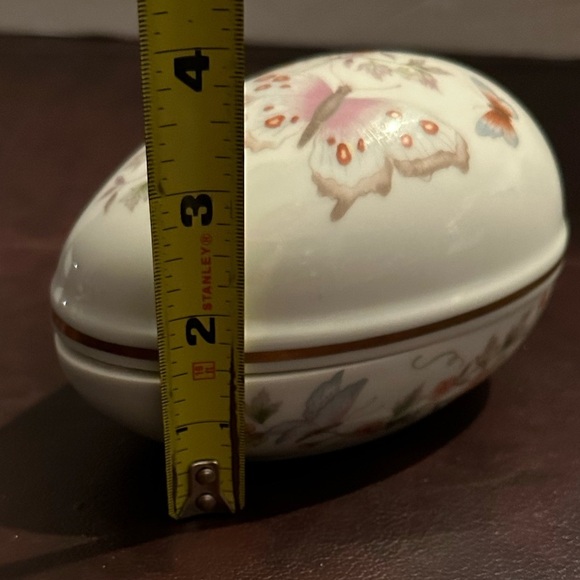 Avon butterfly egg trinket dish - Picture 7 of 10